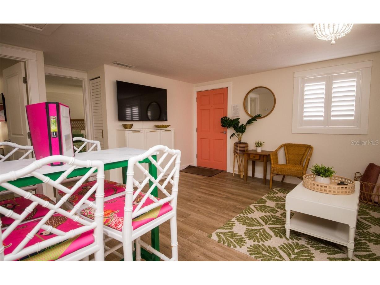 1805 Ivanhoe Street Sarasota FL 34231 A4670587 image19