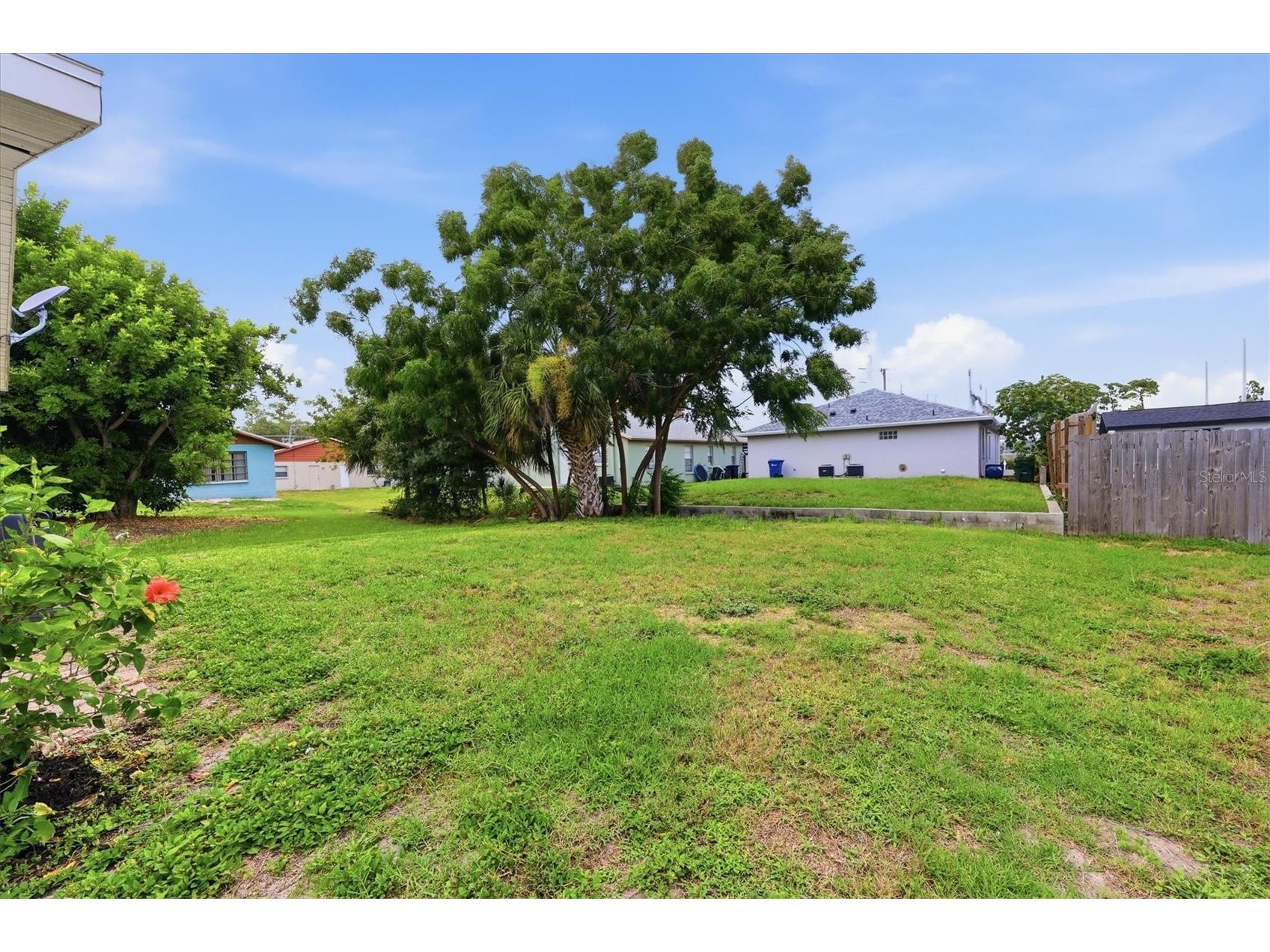 1805 Marbeth Street #1805/1807 Sarasota FL 34231 A4700880 image18