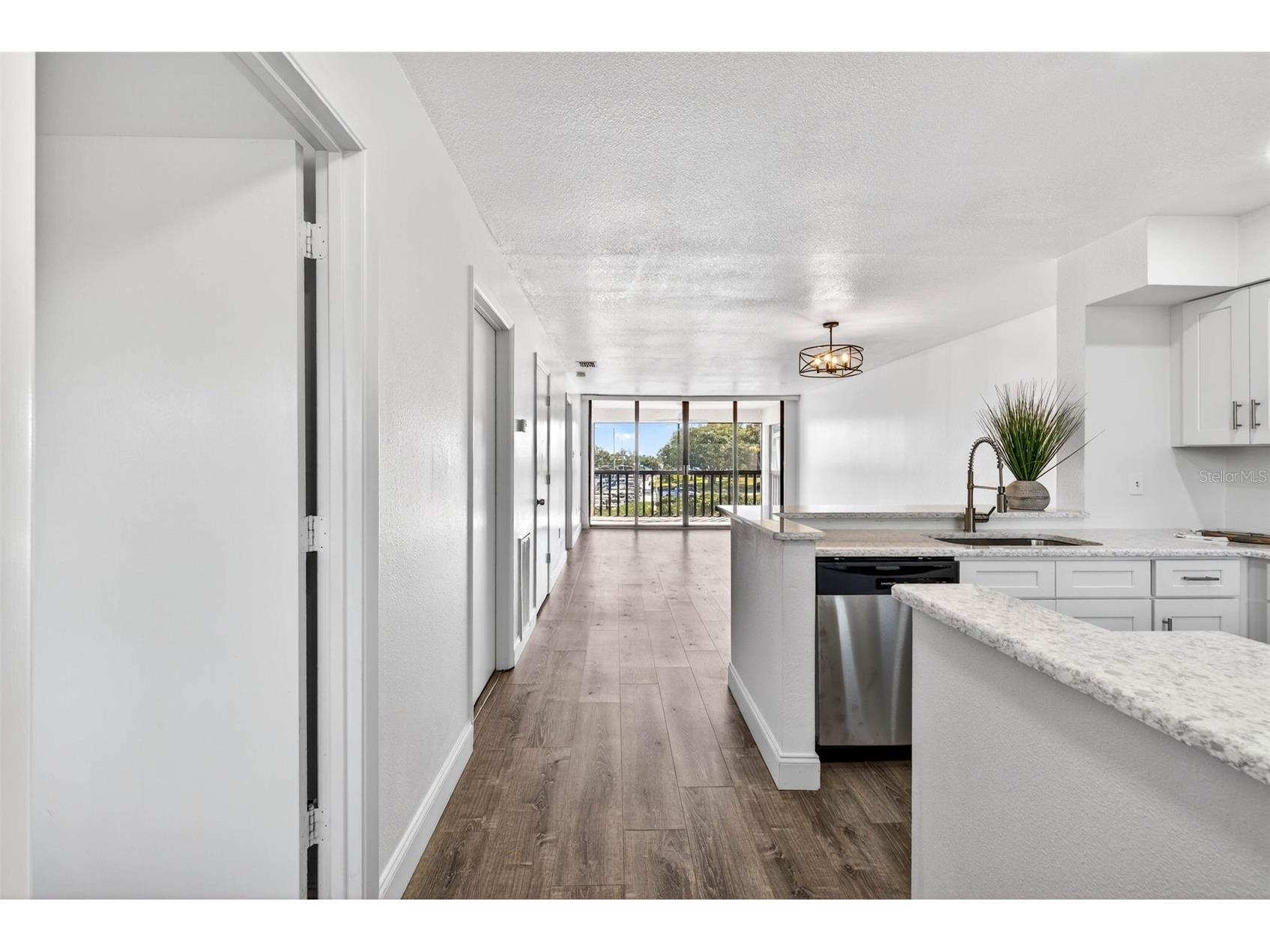 1805 Mariner Drive #52 Tarpon Springs FL 34689 TB8481878 image4