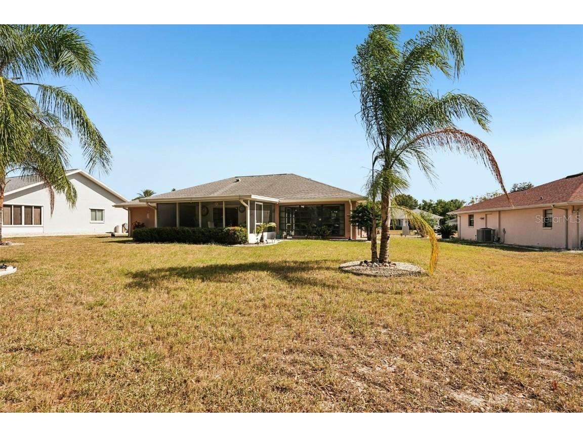 1805 New Bedford Drive Sun City Center FL 33573 TB8444692 image32