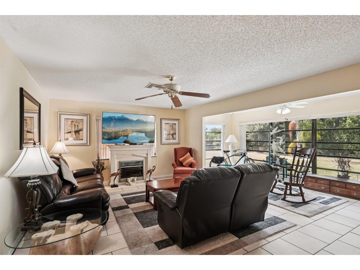 1805 New Bedford Drive Sun City Center FL 33573 TB8444692 image4