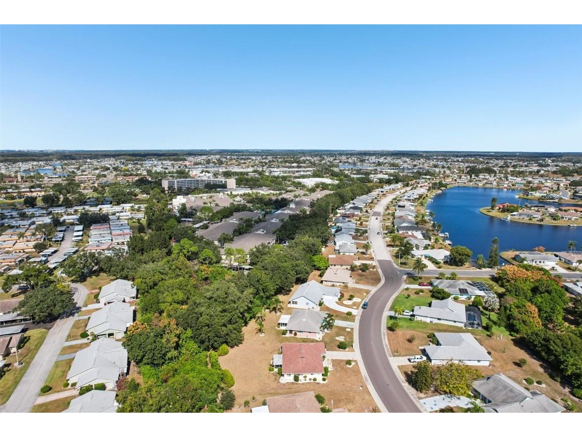 1805 New Bedford Drive Sun City Center FL 33573 TB8444692 image40