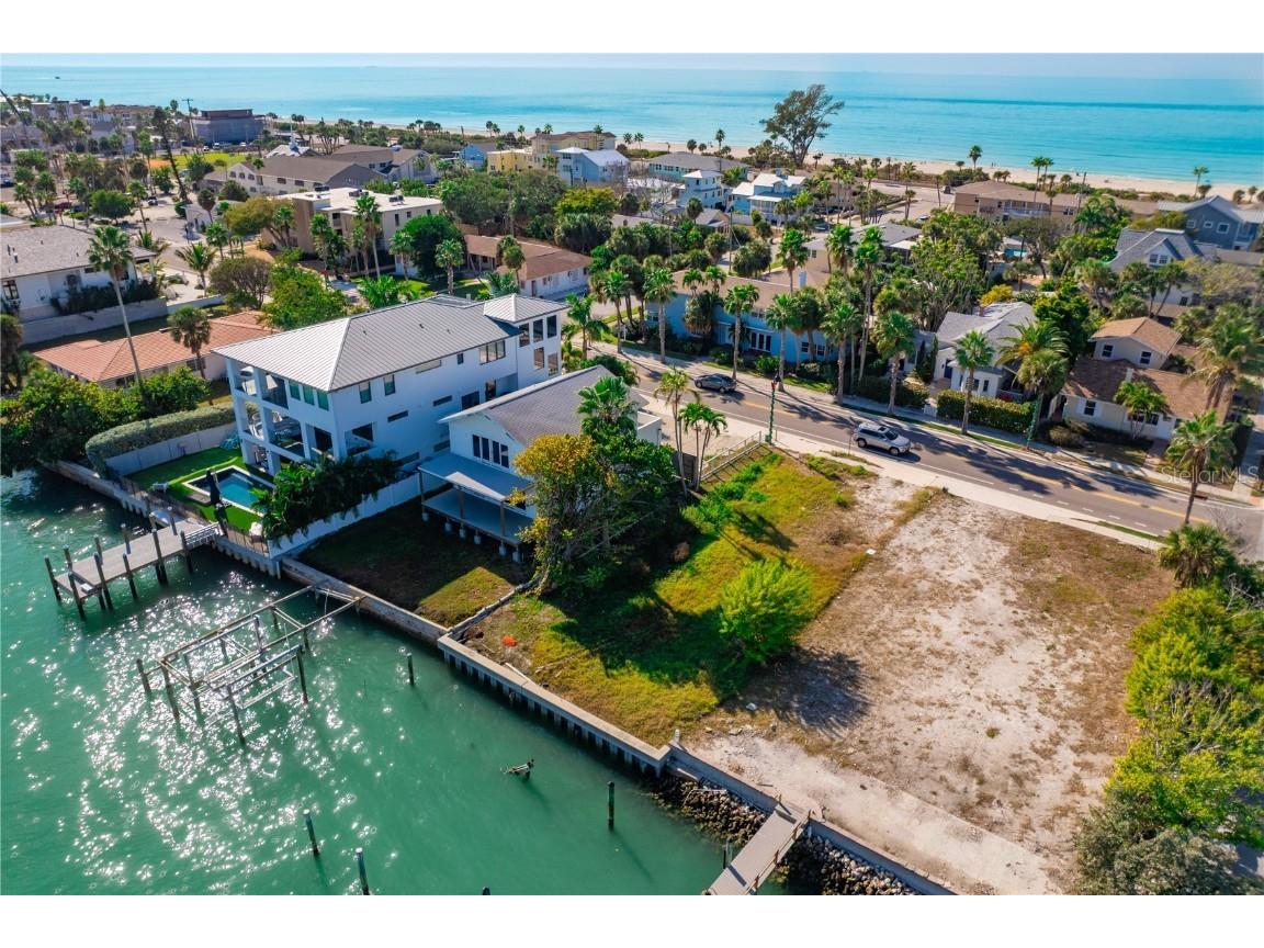 1805 Pass-A-Grille Way Saint Pete Beach FL 33706 - PASS-A-GRILLE CHANNEL TB8455252 image1