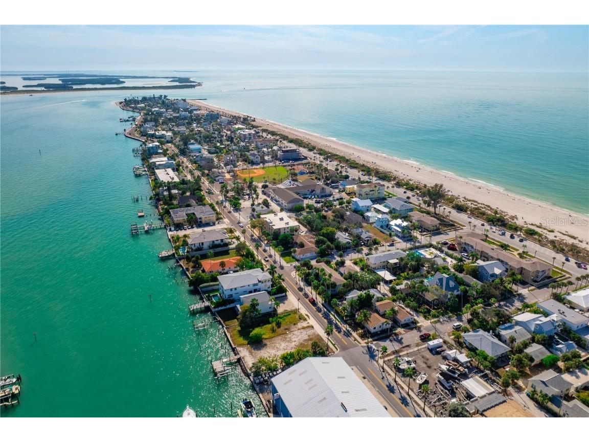 1805 Pass-A-Grille Way Saint Pete Beach FL 33706 - PASS-A-GRILLE CHANNEL TB8455252 image16