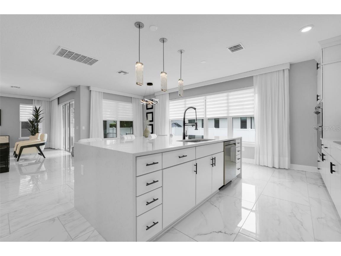 1805 S Fern Creek Avenue Orlando FL 32806 O6349005 image8