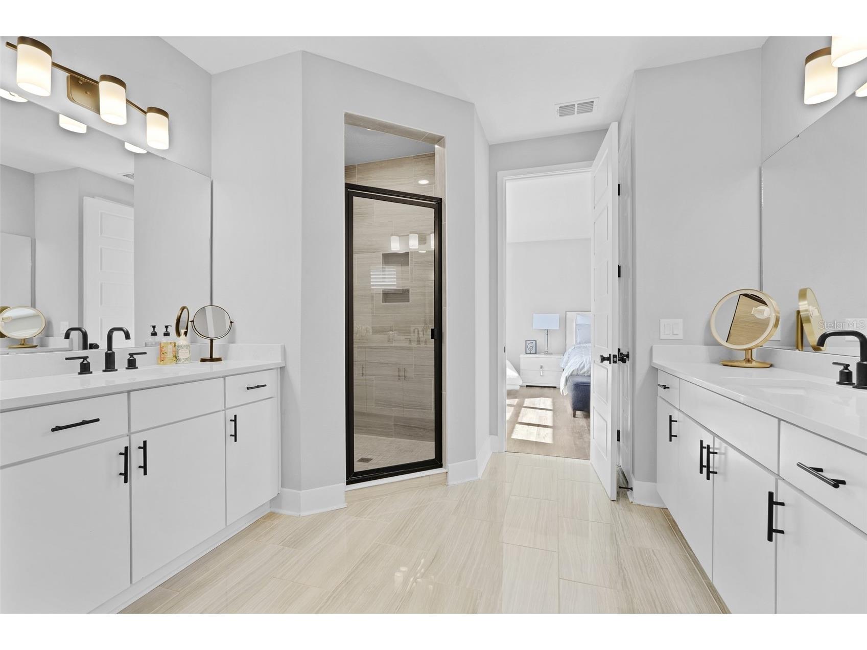 1805 S Fern Creek Avenue Orlando FL 32806 O6390576 image24