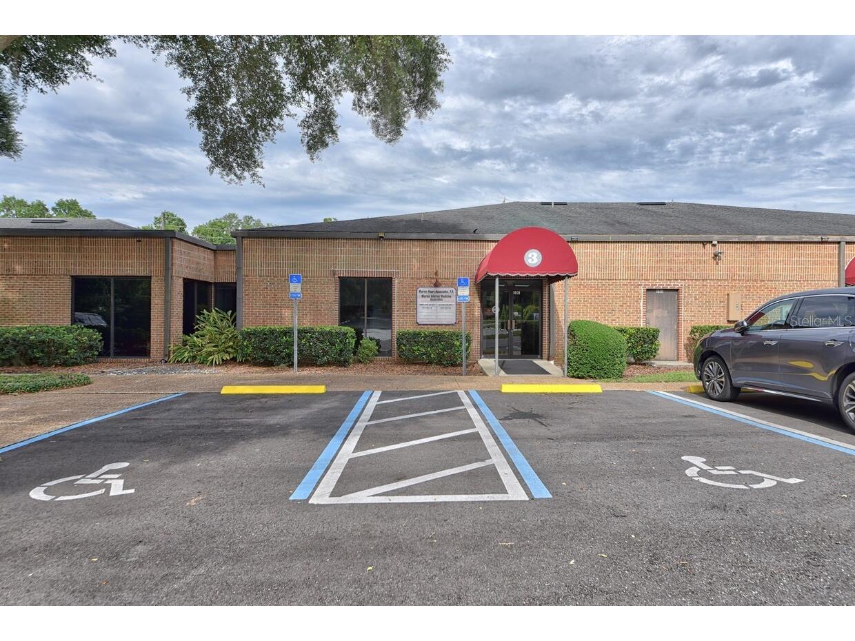 1805 SE Lake Weir Avenue #3 Ocala FL 34471 OM724962 image1