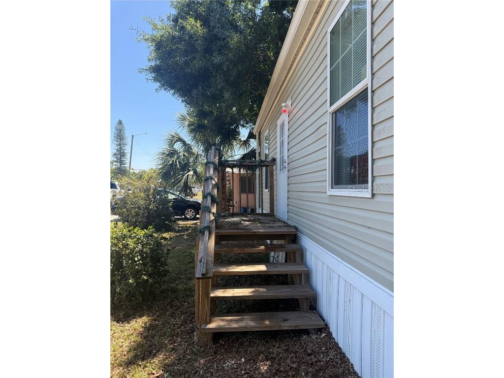 1805 Shady Cove Drive Holiday FL 34691 TB8375570 image3