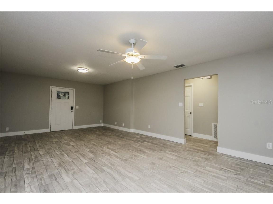 1805 Simonton Avenue Orlando FL 32806 O6358487 image3