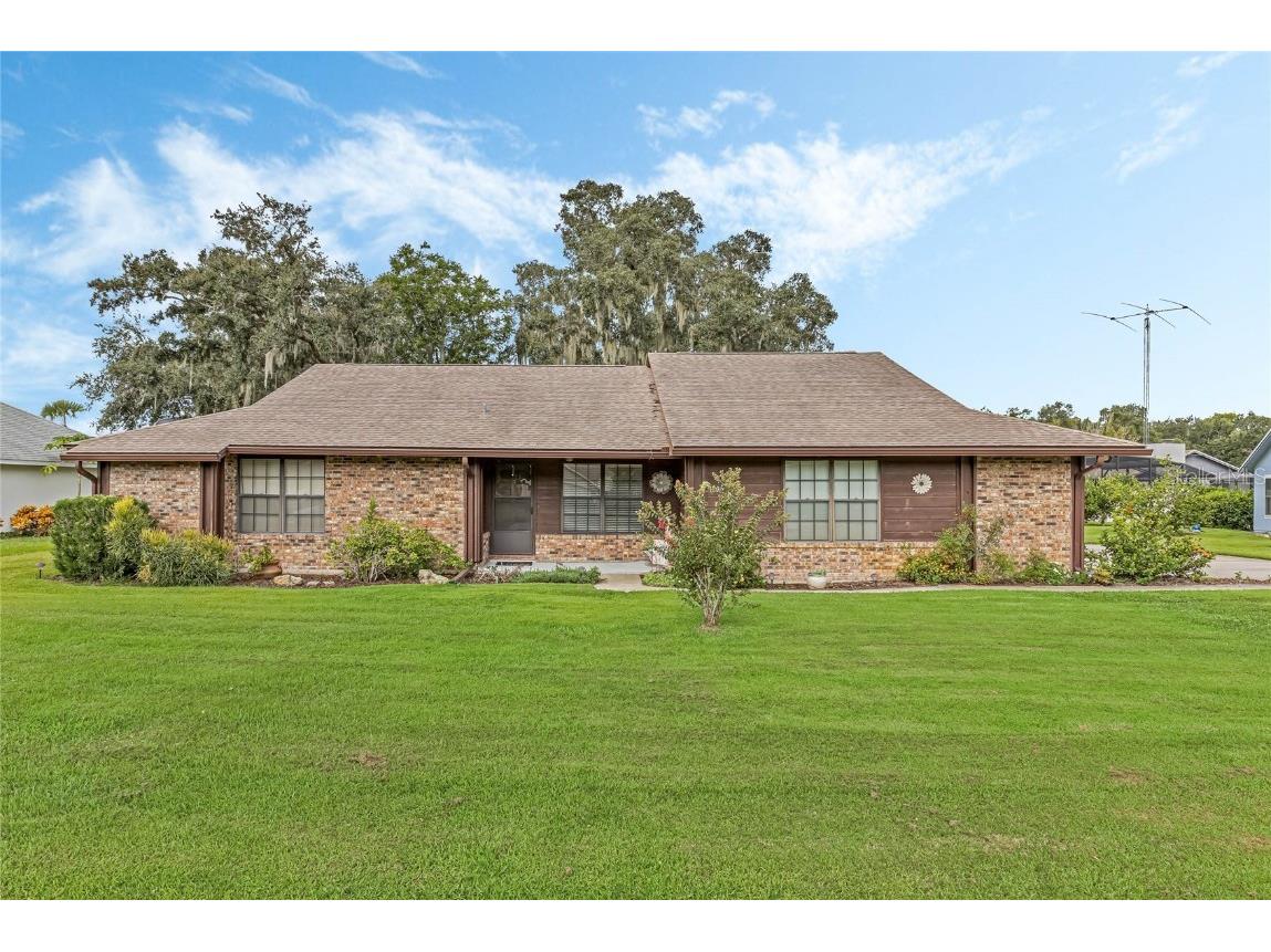 1805 Virginia Court Tavares FL 32778 O6242260 image1