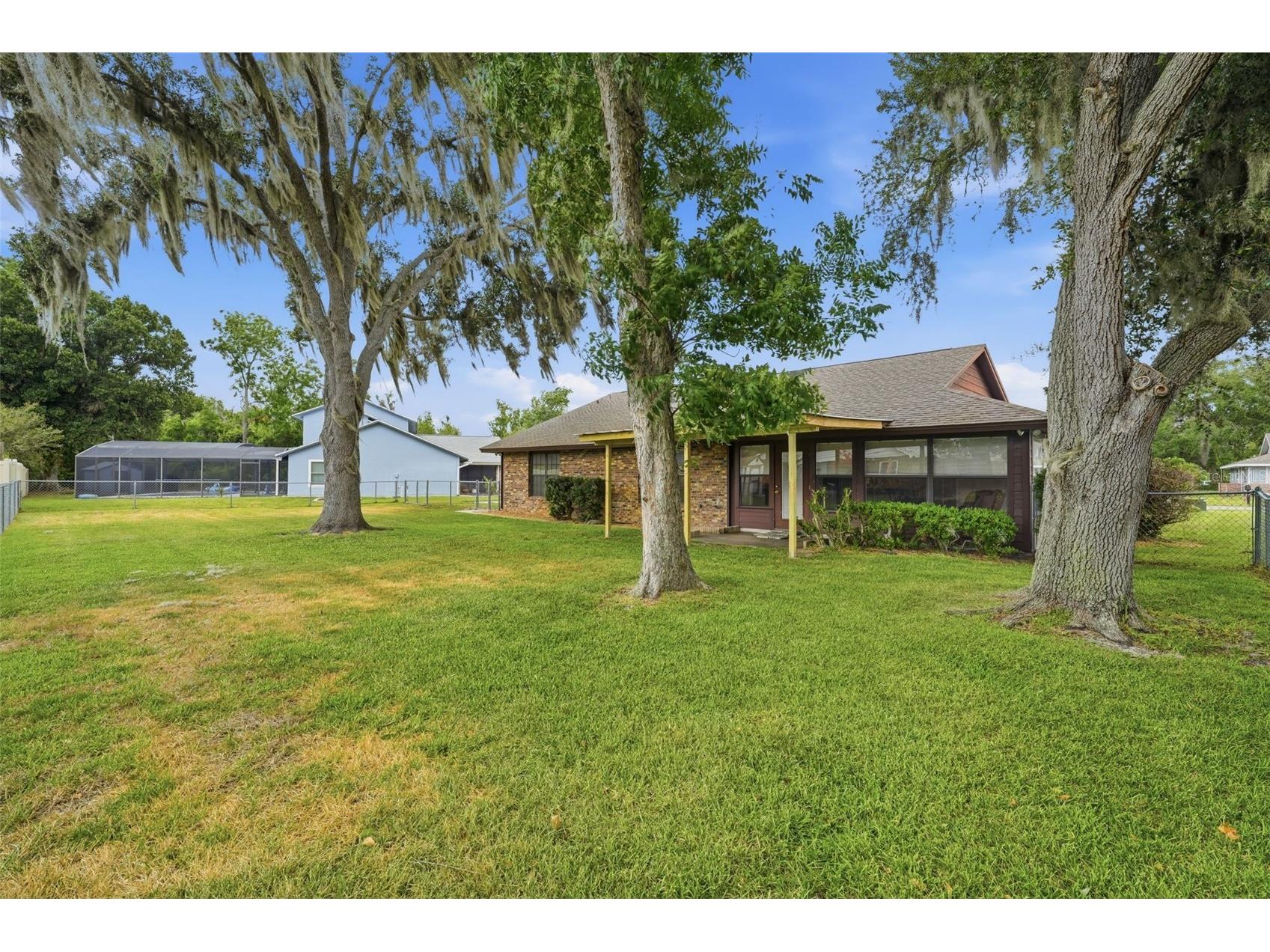 1805 Virginia Court Tavares FL 32778 O6420453 image33