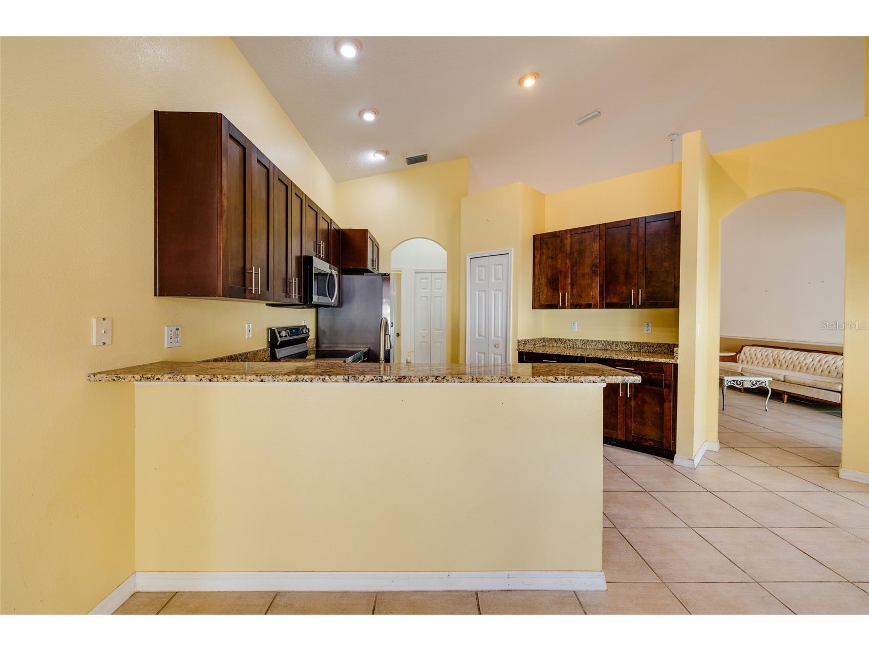 1805 Wood Bend Street Tarpon Springs FL 34689 TB8517677 image12