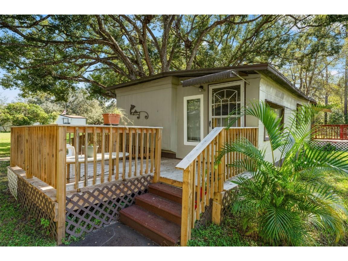 18053 Celia Avenue Brooksville FL 34604 W7870089 image1