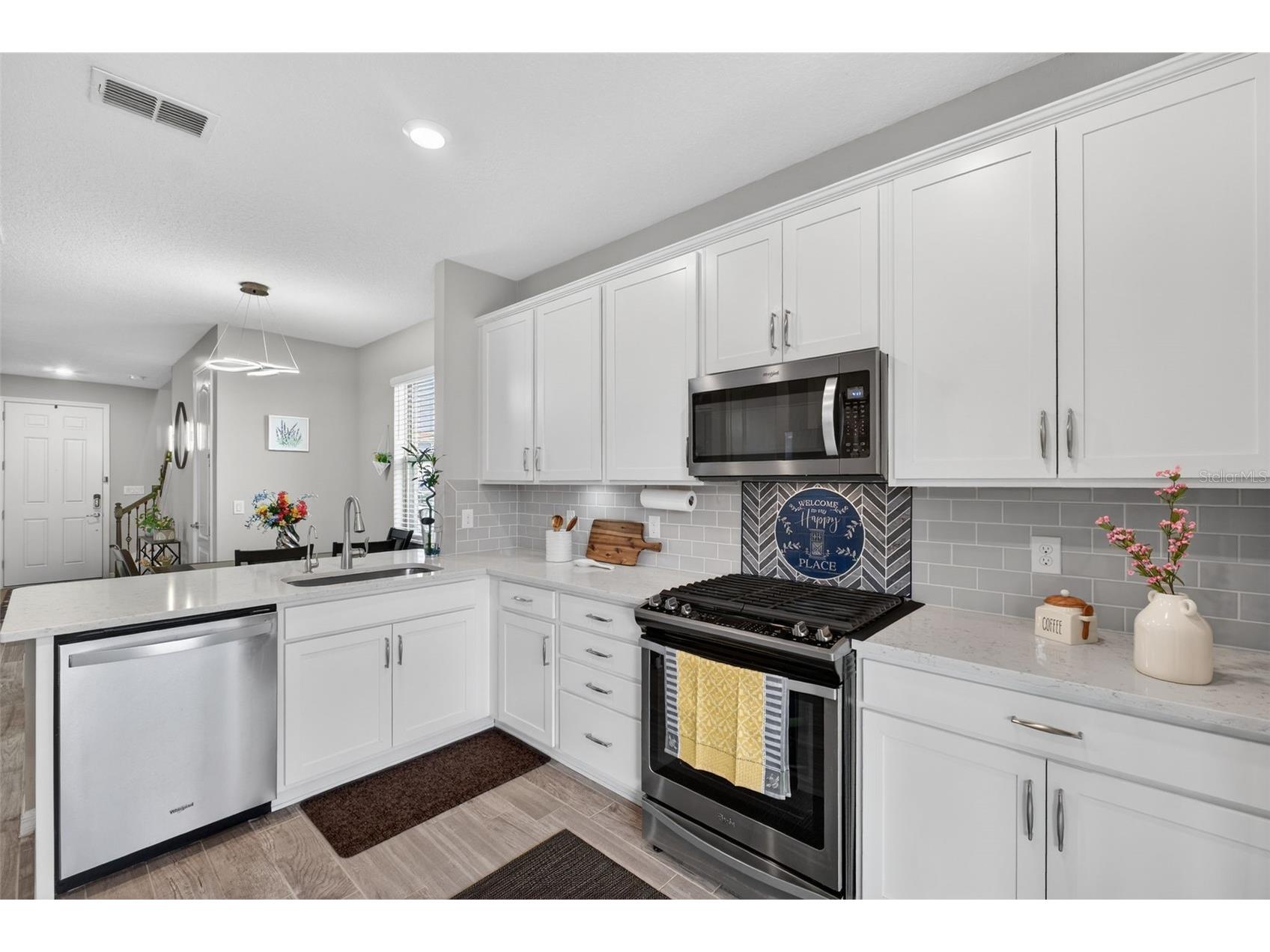 18056 Aero Avenue Land O Lakes FL 34638 TB8479436 image23
