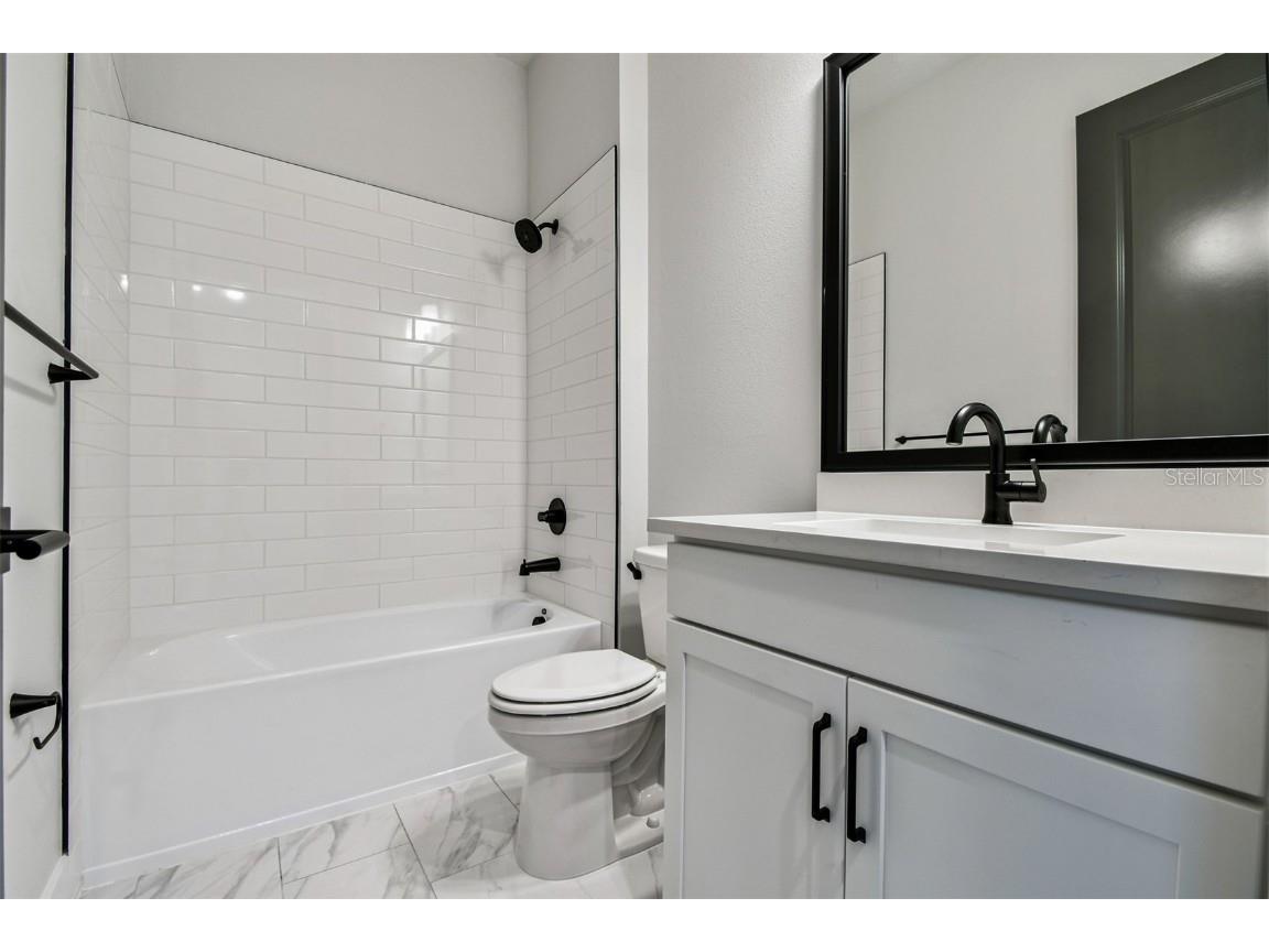 18057 Foxtail Loop Venice FL 34293 TB8366934 image30