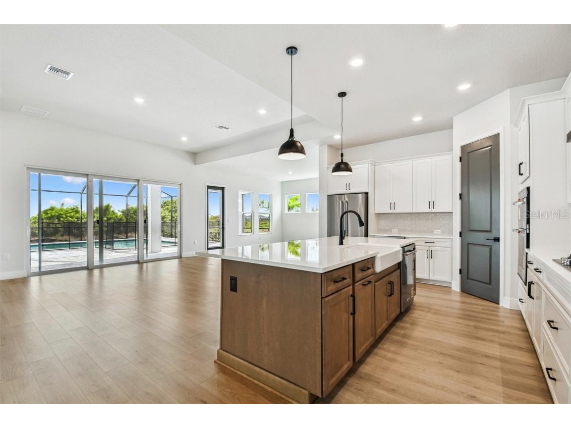 18057 Foxtail Loop Venice FL 34293 TB8366934 image4