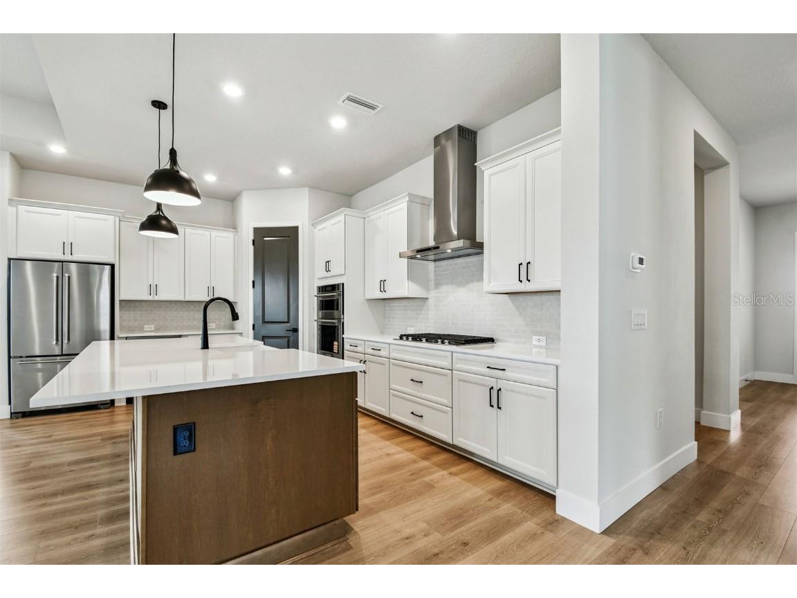 18057 Foxtail Loop Venice FL 34293 TB8366934 image5