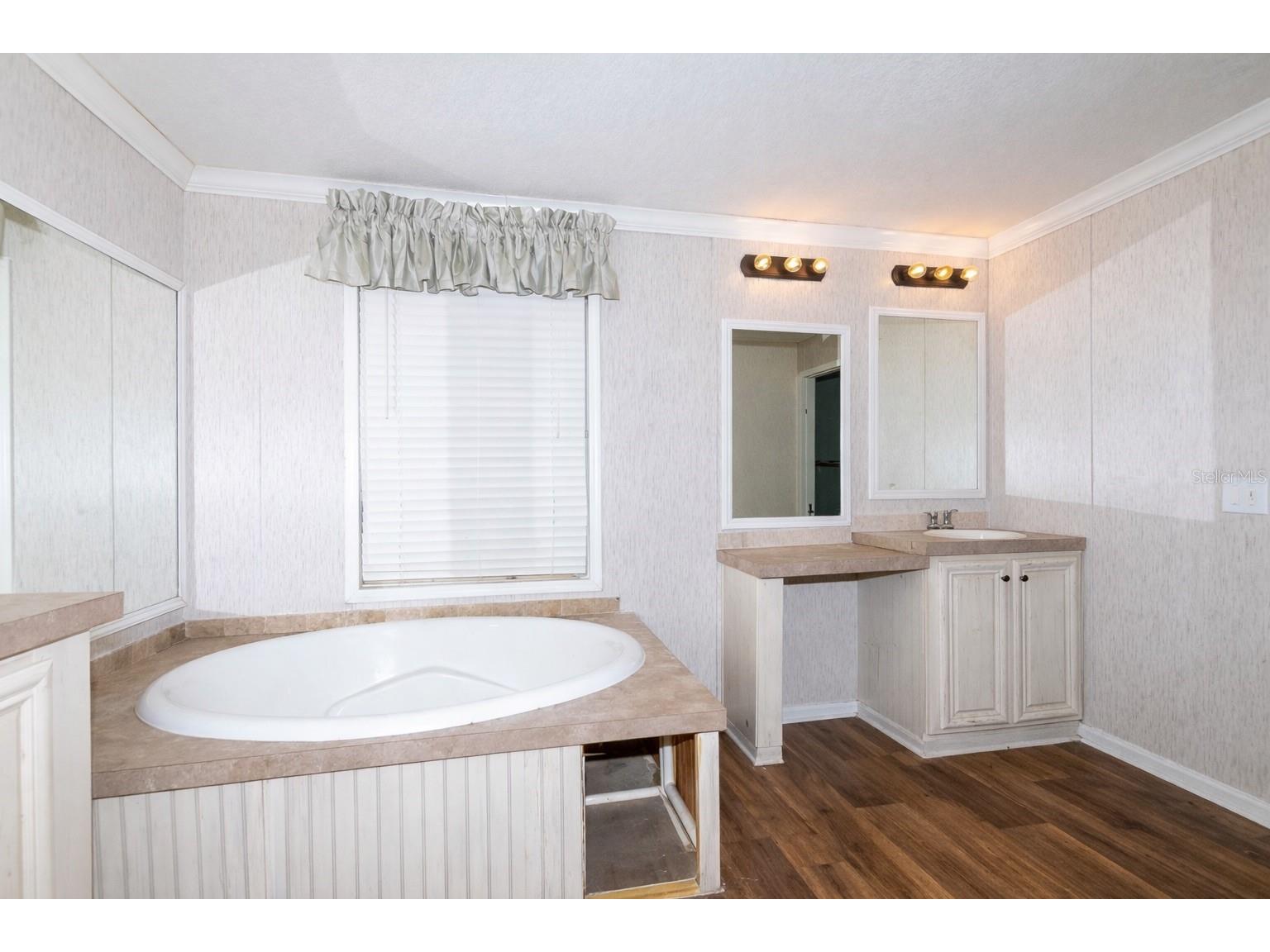 18057 SW 37th Street Dunnellon FL 34432 A4688561 image4