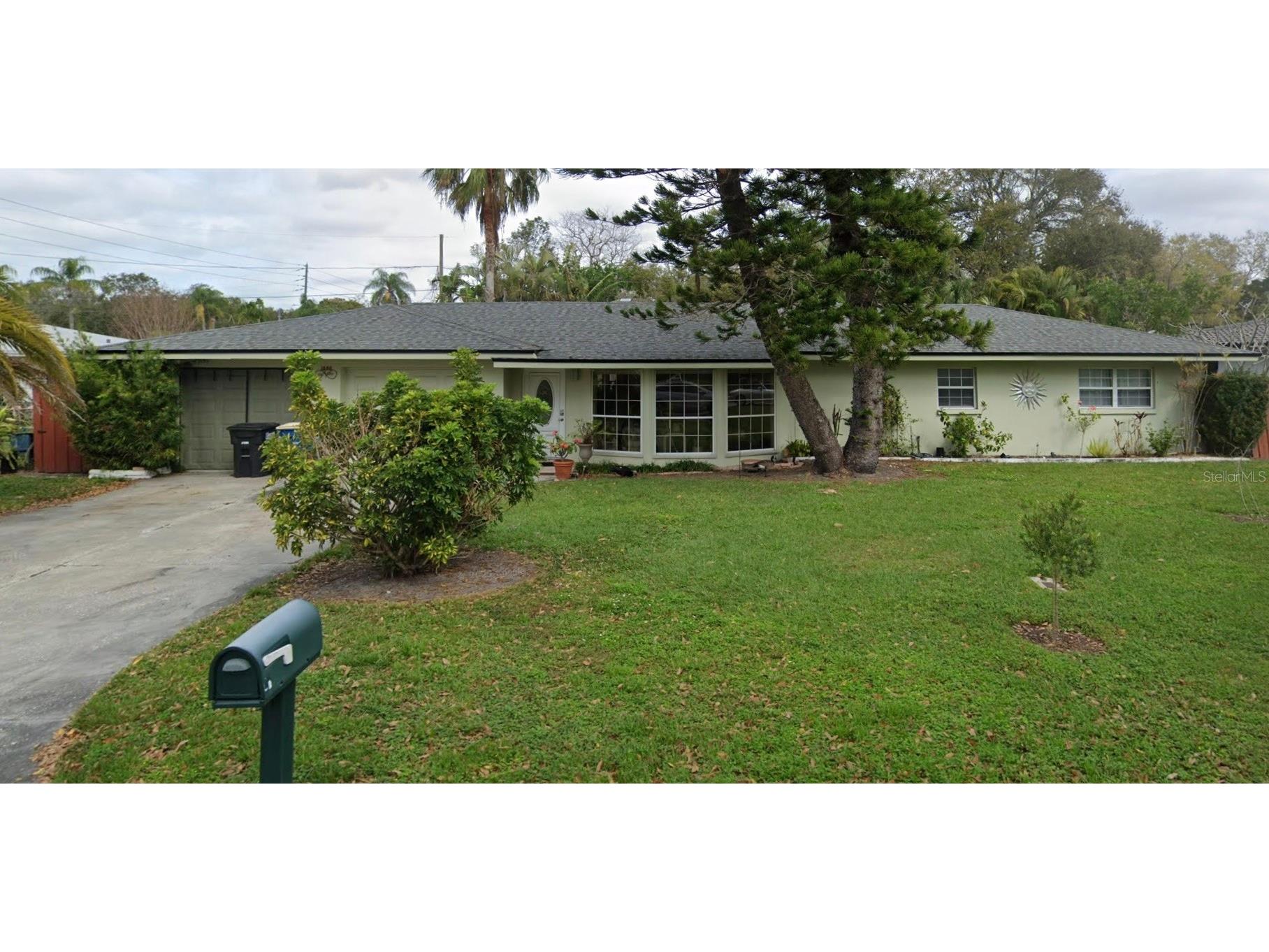 1806 Beverly Circle N Clearwater FL 33764 TB8470082 image1
