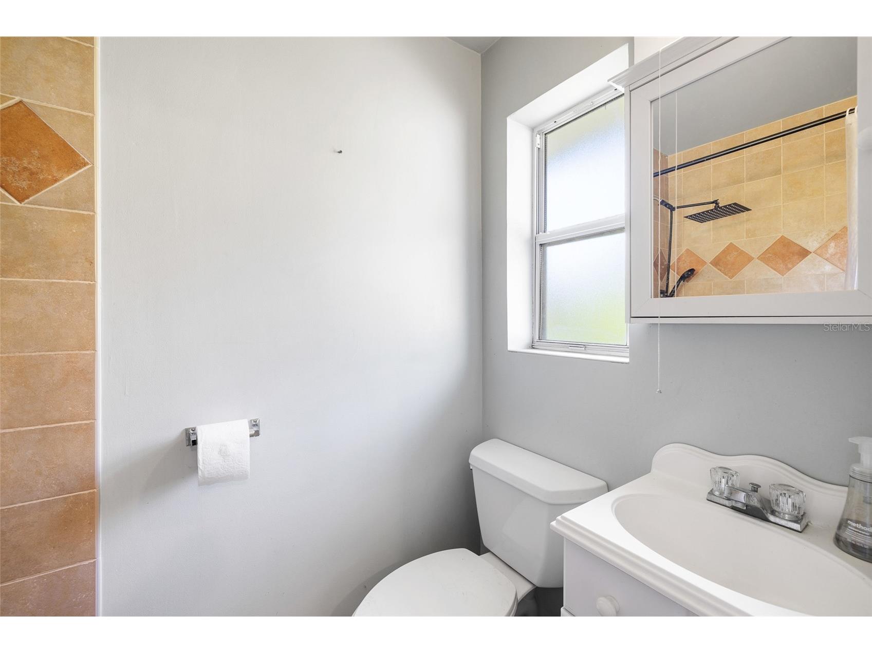 1806 Beverly Circle N Clearwater FL 33764 TB8470082 image22