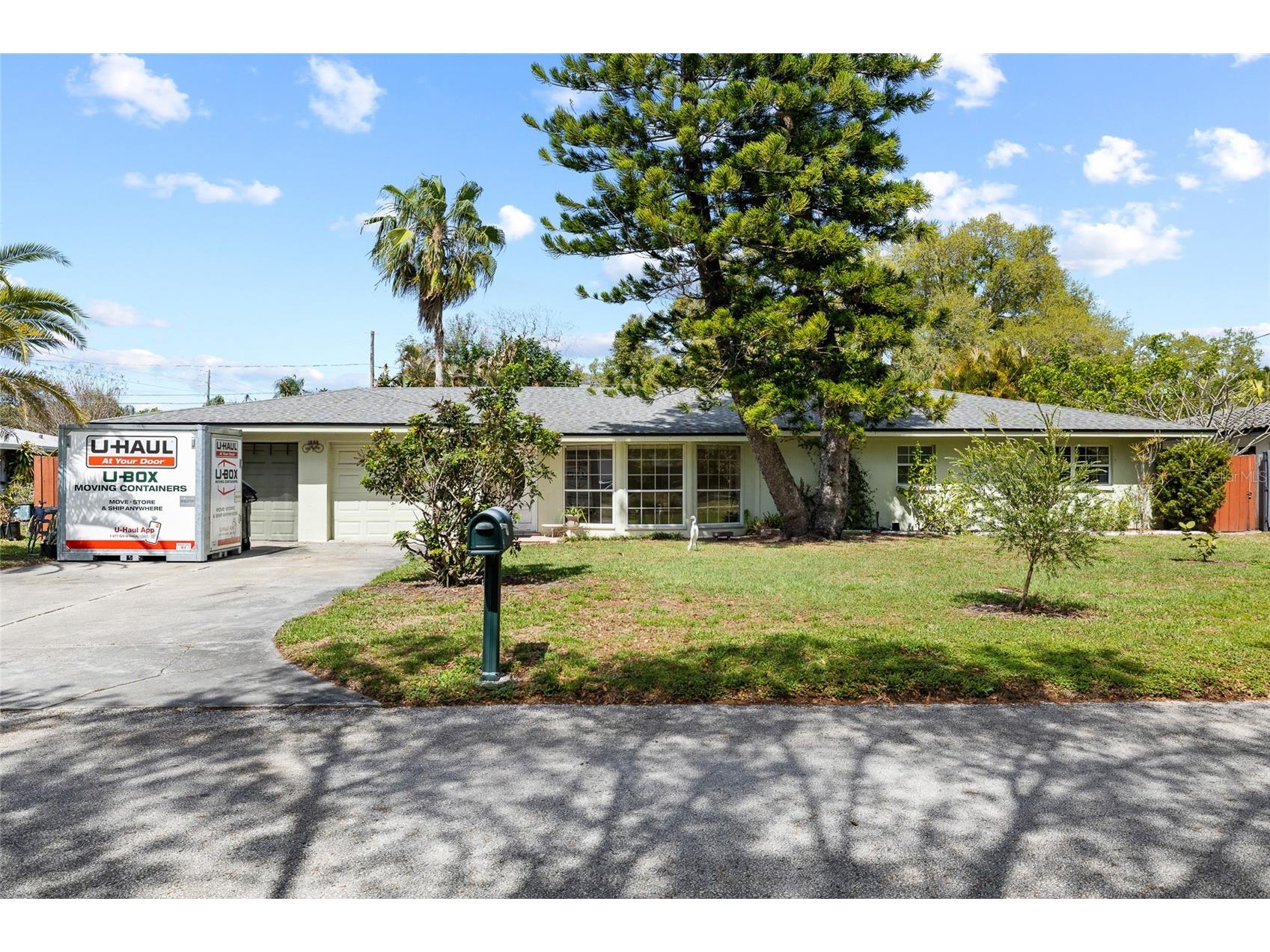 1806 Beverly Circle N Clearwater FL 33764 TB8470082 image4