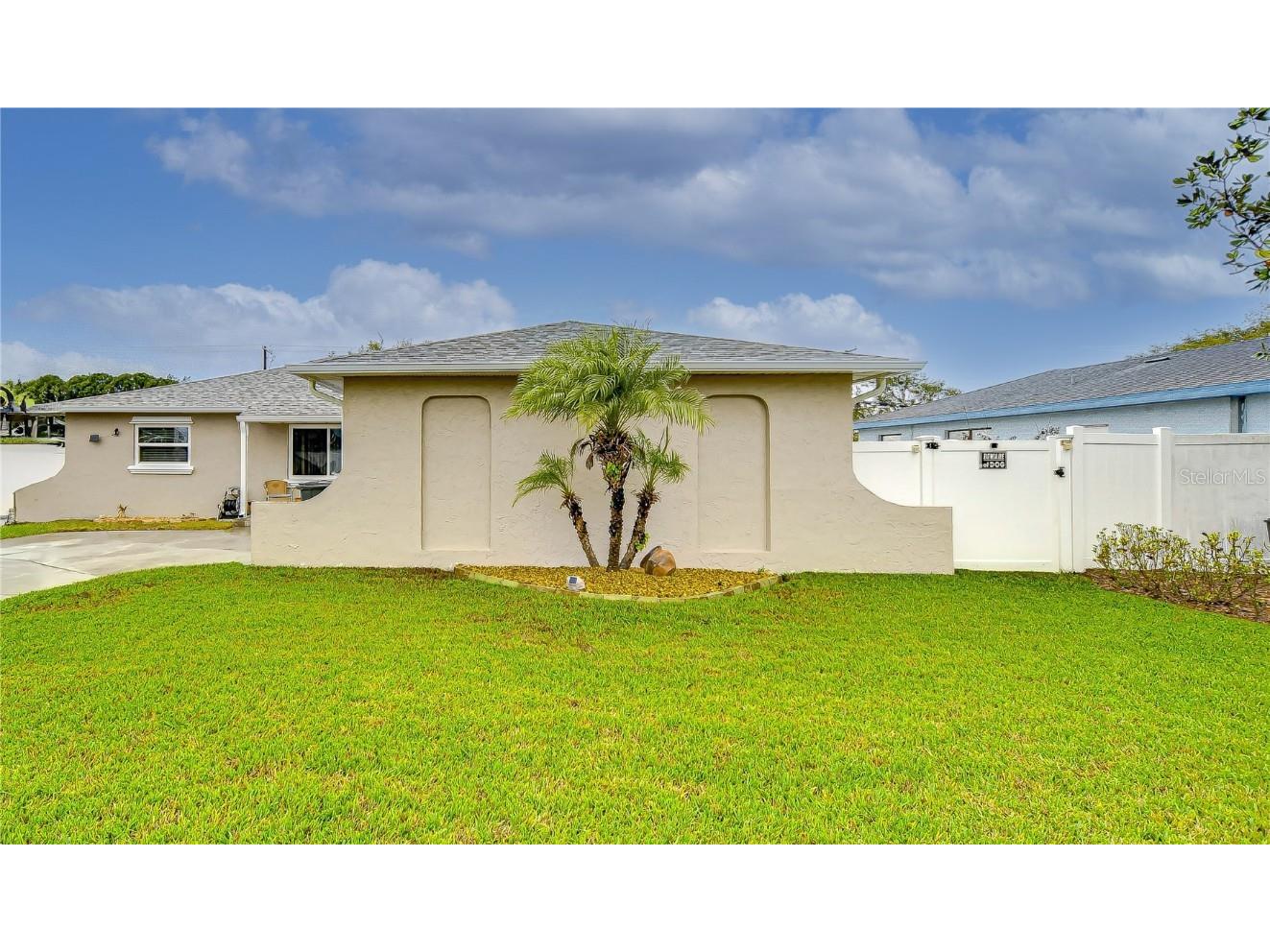 1806 Derbywood Drive Brandon FL 33510 TB8354257 image1