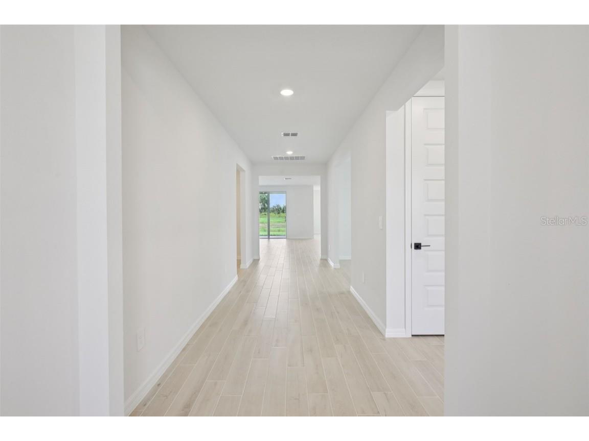 1806 Draughton Drive Zephyrhills FL 33541 O6317141 image17