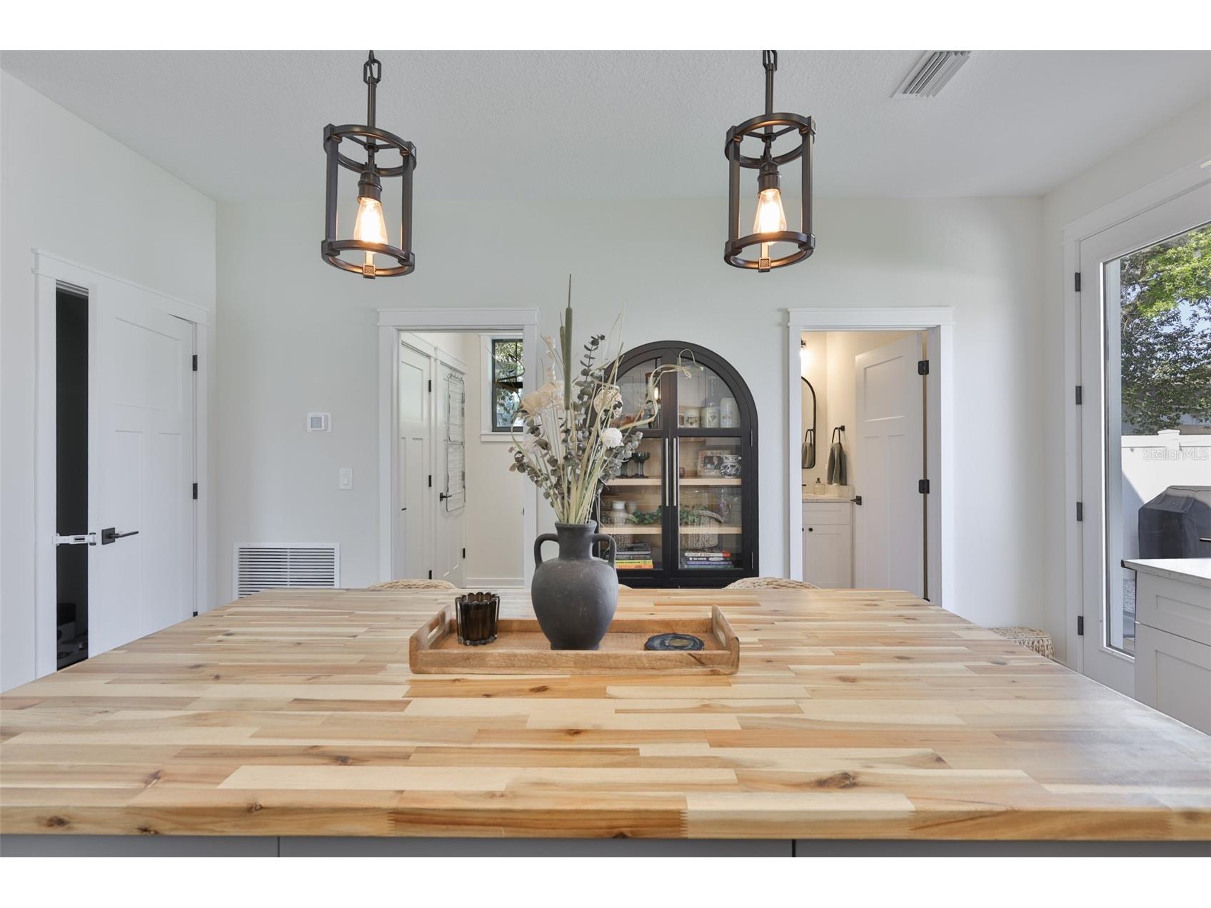 1806 E Caracas Street Tampa FL 33610 TB8486003 image17