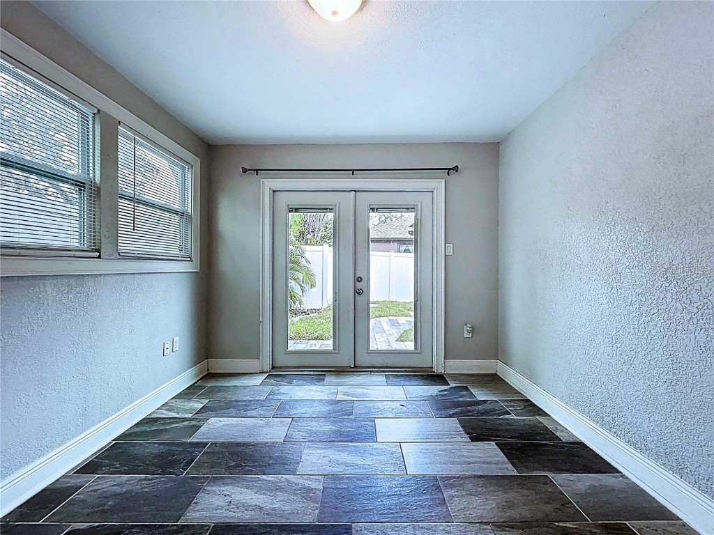 1806 E Ellicott Street Tampa FL 33610 TB8430509 image60