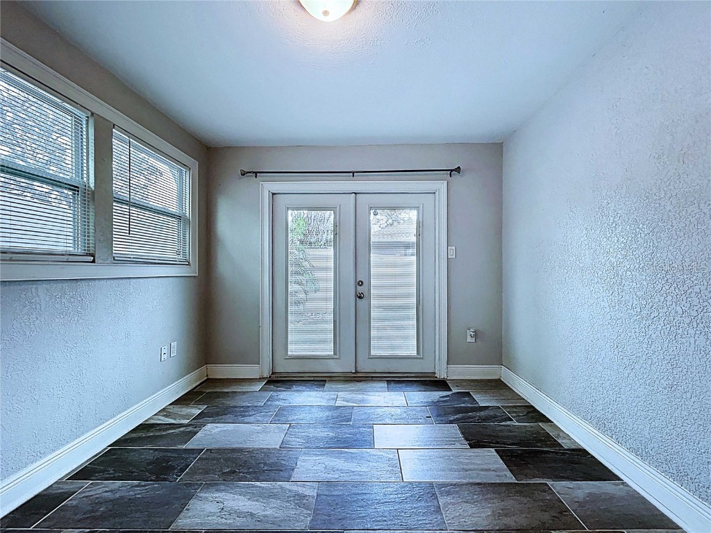 1806 E Ellicott Street Tampa FL 33610 TB8430509 image61