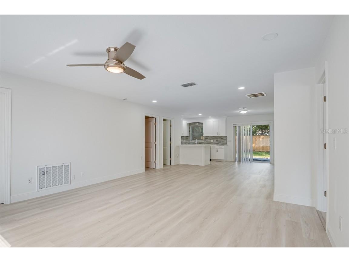 1806 Forest Drive Oldsmar FL 34677 TB8442794 image3