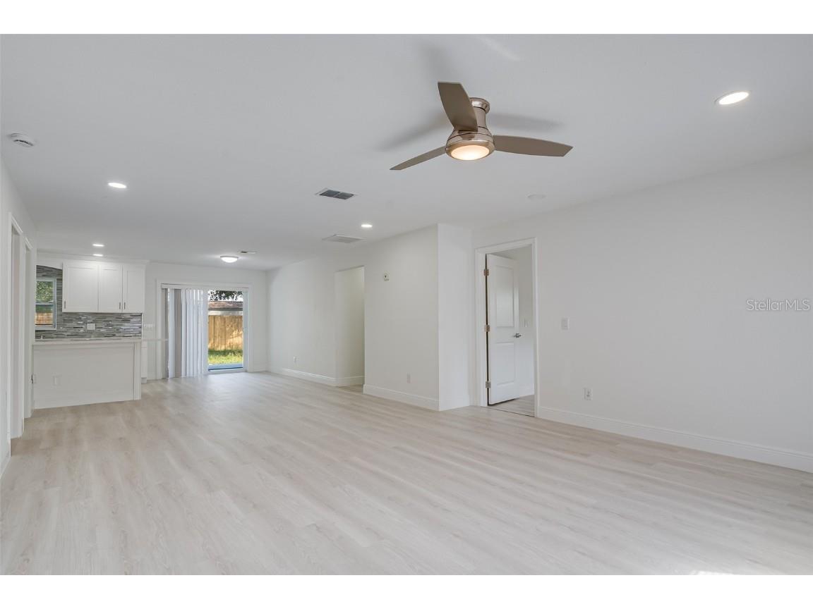 1806 Forest Drive Oldsmar FL 34677 TB8442794 image4