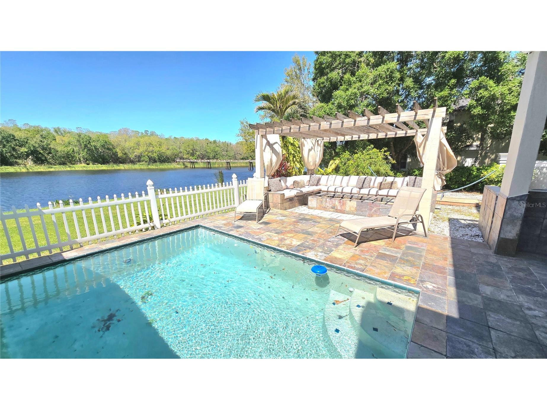 1806 Lago Vista Boulevard Palm Harbor FL 34685 TB8488546 image22