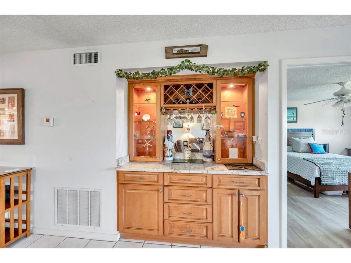 1806 Mariner Drive #117 Tarpon Springs FL 34689 TB8413153 image8