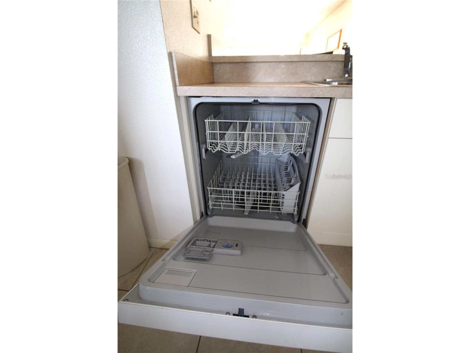 1806 Mariner Drive #214 Tarpon Springs FL 34689 - MARINA CANAL TO GULF OF MEXICO TB8495796 image47