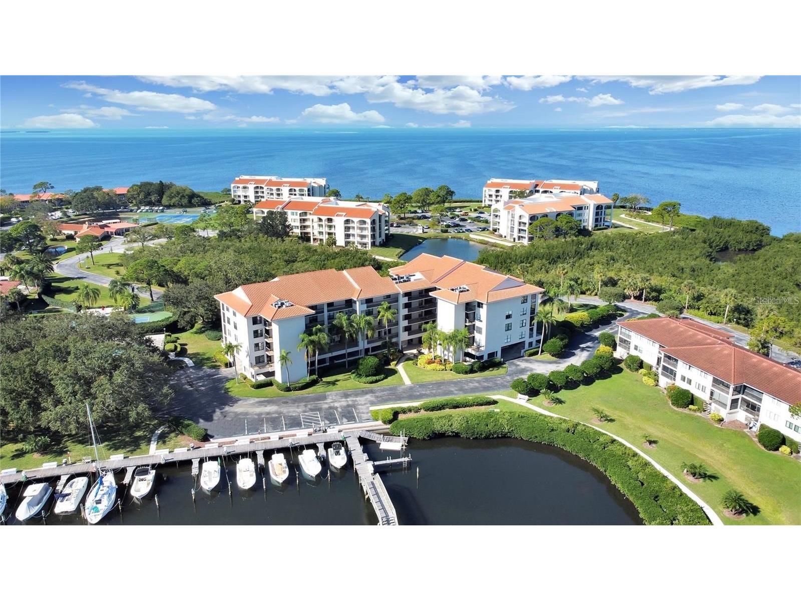 1806 Mariner Drive #318 Tarpon Springs FL 34689 - GULF TB8479122 image3