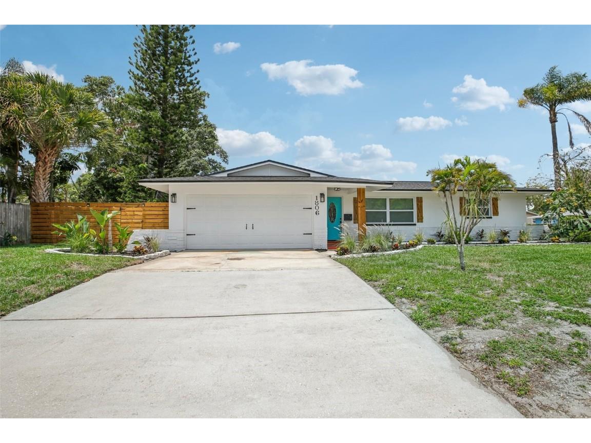 1806 N Keene Road Clearwater FL 33755 O6212775 image1