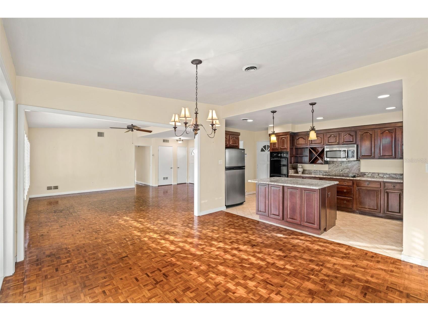 1806 Pepperidge Drive Orlando FL 32806 O6363311 image7