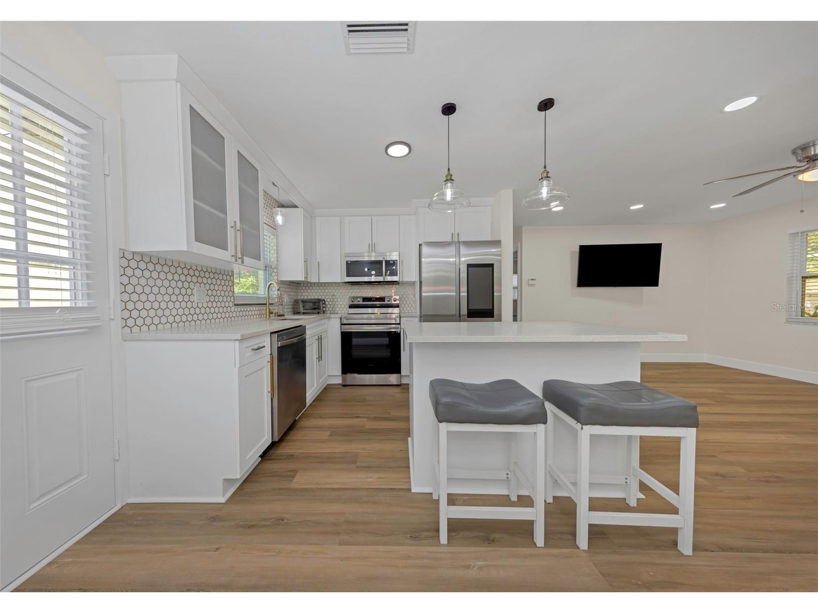 1806 Vancouver Drive Clearwater FL 33756 TB8519780 image8