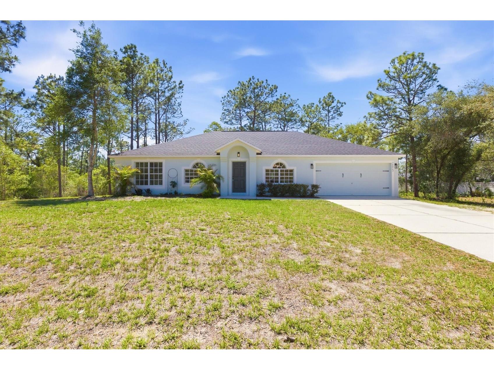 18063 Parrot Road Weeki Wachee FL 34614 W7885633 image1