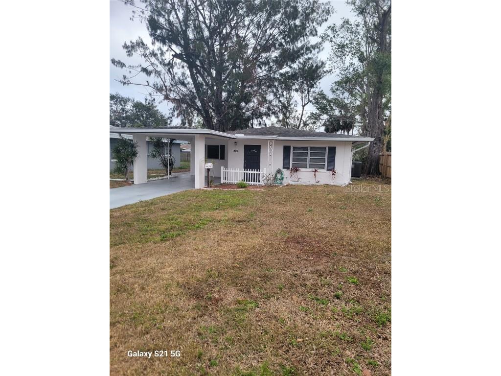 1807 27th Street W Bradenton FL 34205 A4642935 image1
