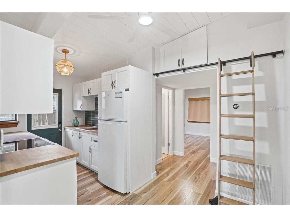 1807 53rd Street S Gulfport FL 33707 TB8506869 image6