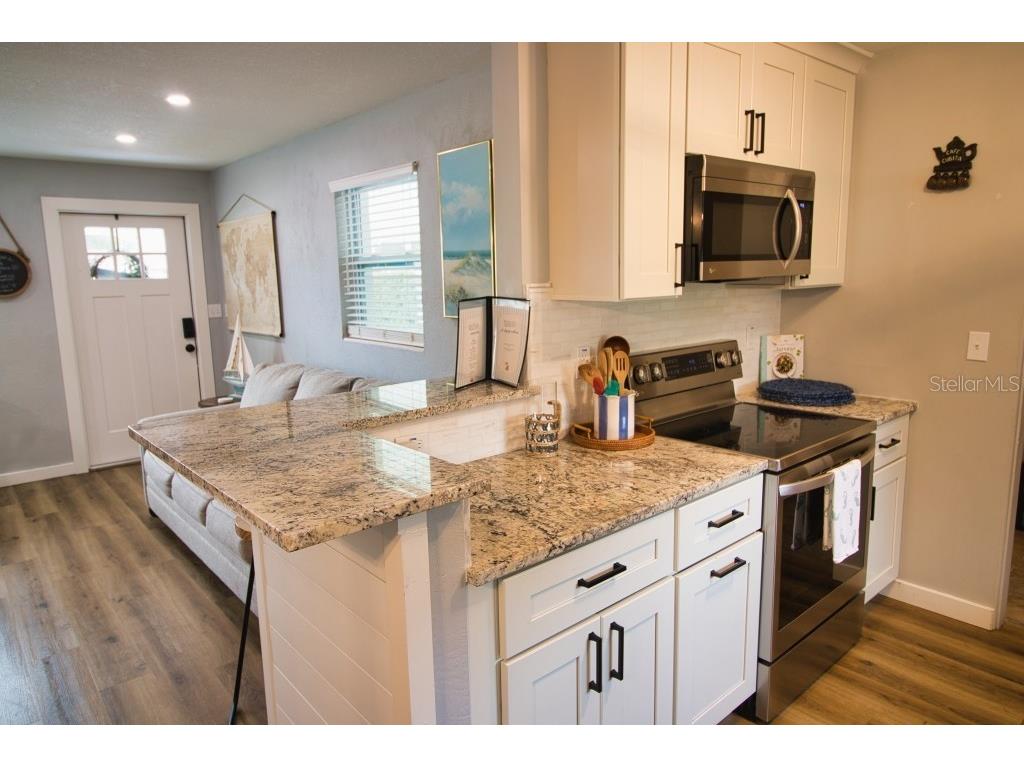 1807 Golfview Boulevard South Daytona FL 32119 V4947934 image4