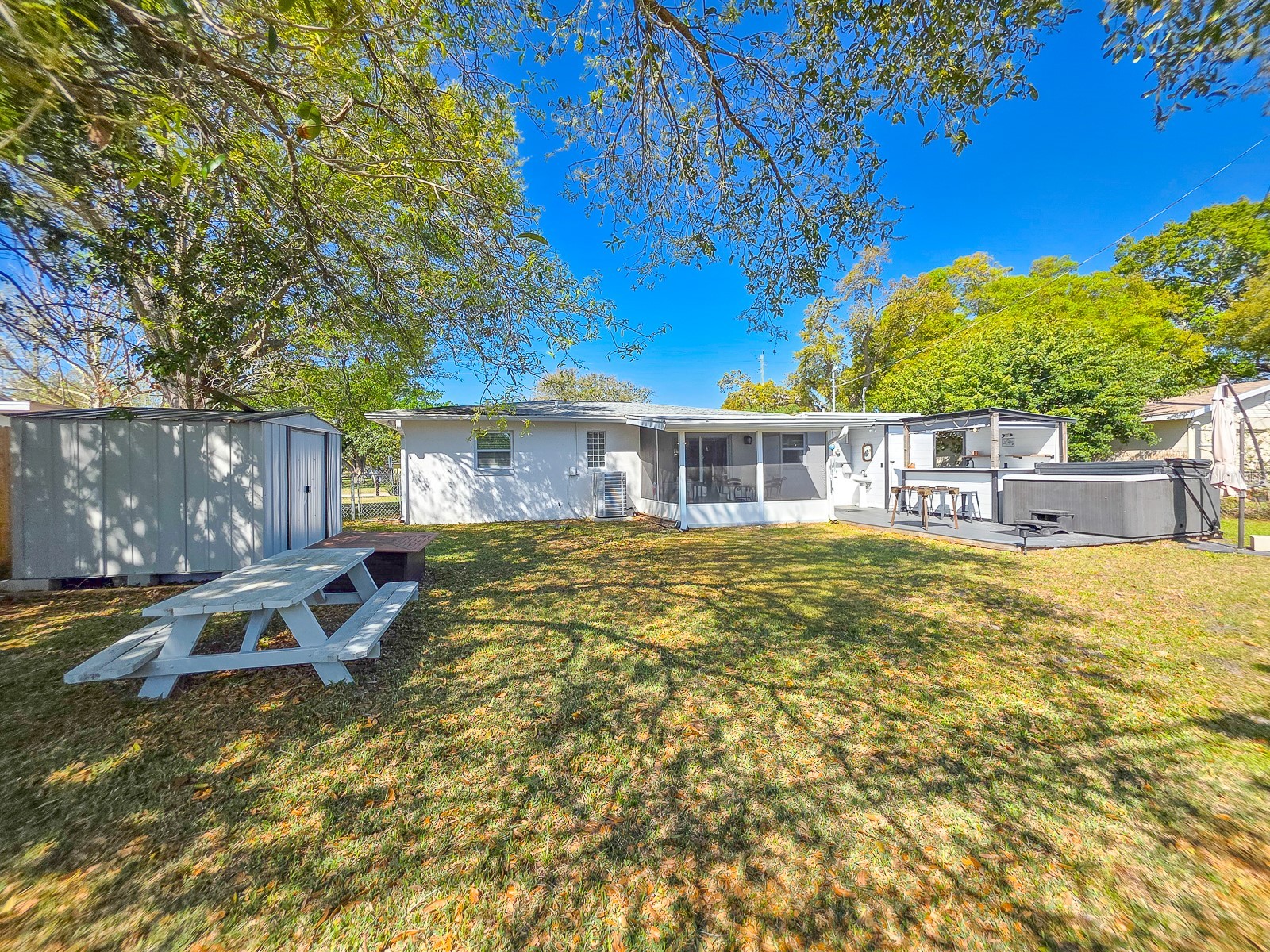 1807 Golfview Boulevard South Daytona FL 32119 V4947934 image44
