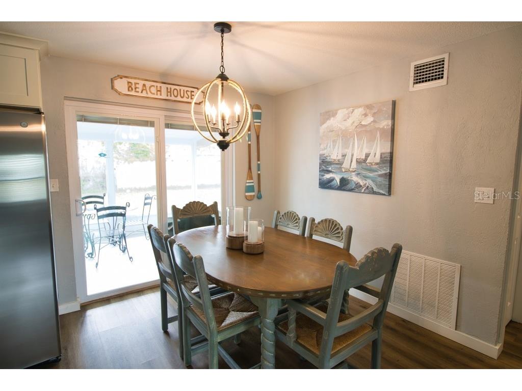 1807 Golfview Boulevard South Daytona FL 32119 V4947934 image7