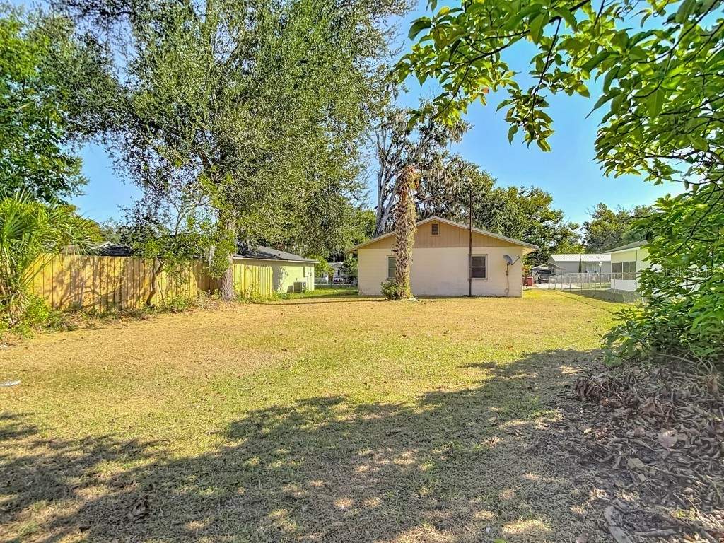 1807 N Barnes Street Plant City FL 33563 O6361952 image4