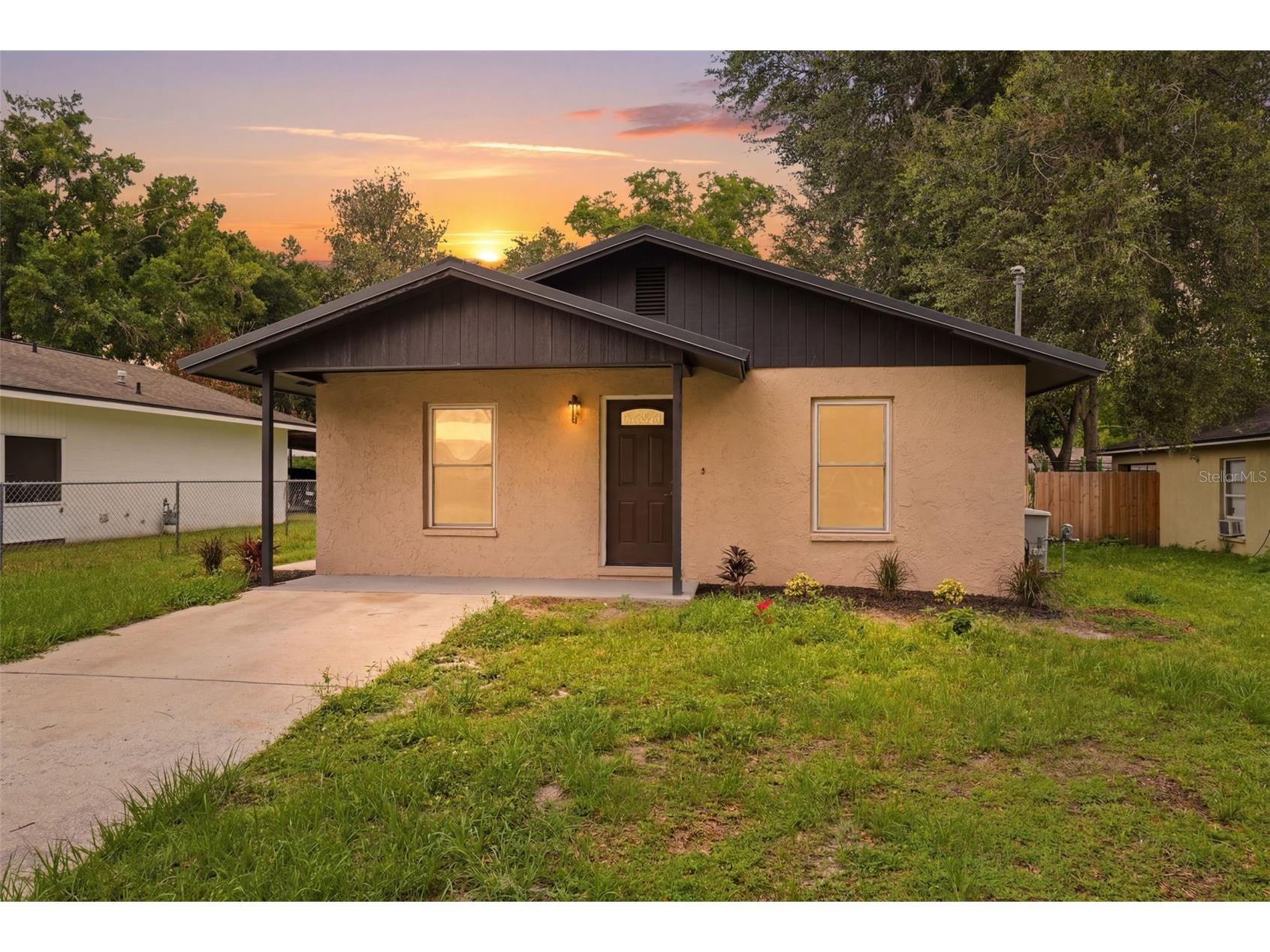 1807 N Barnes Street Plant City FL 33563 TB8514111 image1