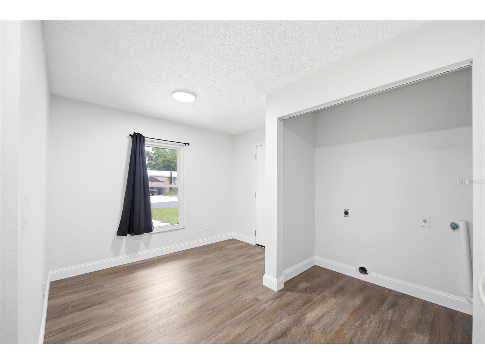 1807 N Barnes Street Plant City FL 33563 TB8514111 image12