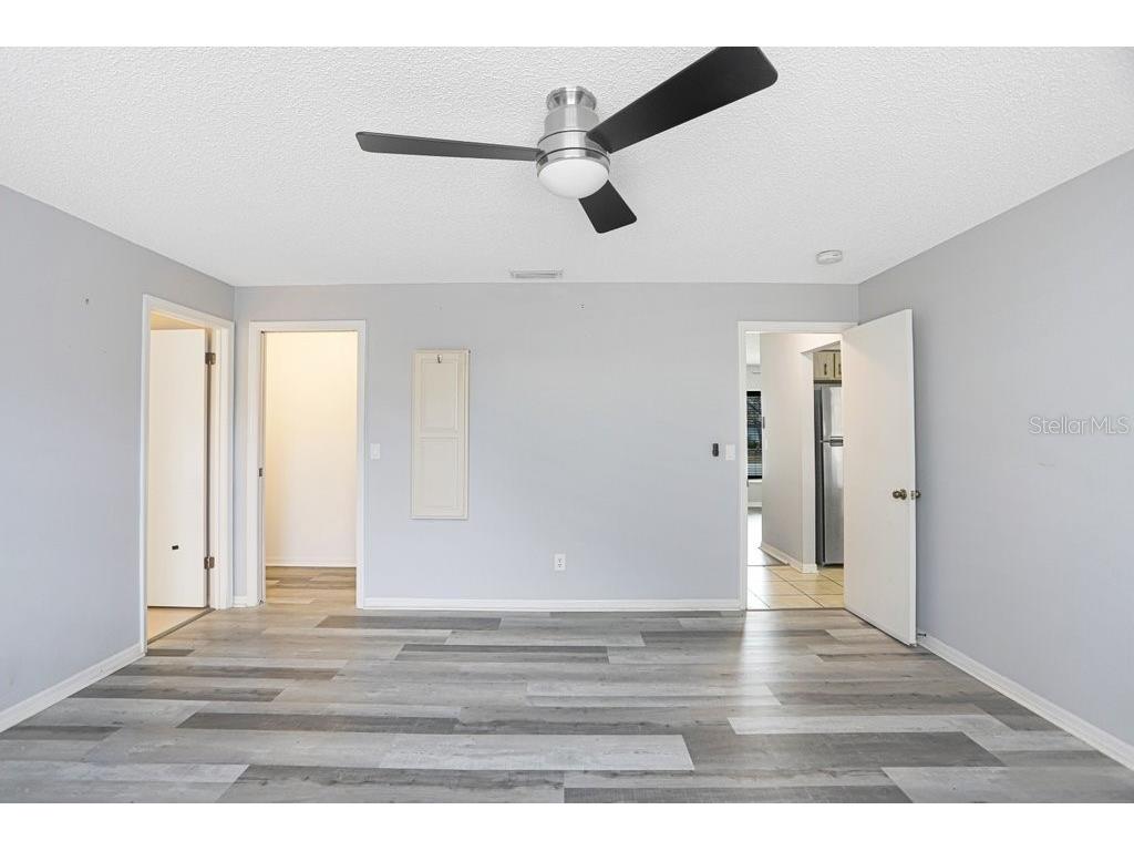 1807 New Bedford Drive Sun City Center FL 33573 A4688801 image17