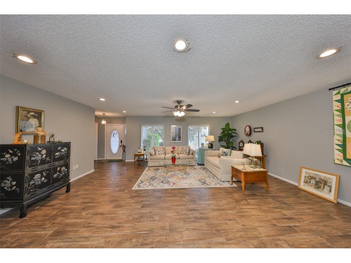 1807 Pineapple Palm Court Sun City Center FL 33573 TB8449050 image11